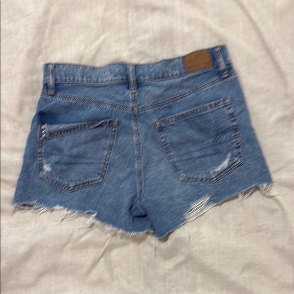 American Eagle Outfitters Blue Distressed Jean Shorts - Picture 2 of 6